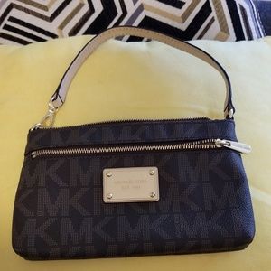 Authentic Michael Kors wristlet